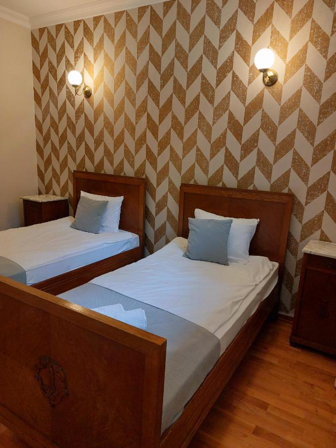 Palac W Malkowie Warta Екстериор снимка